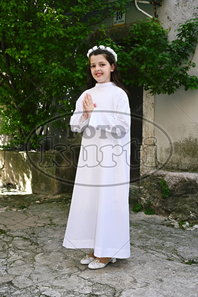 Prva Pričest Vrbnik 1 - FotoKurti