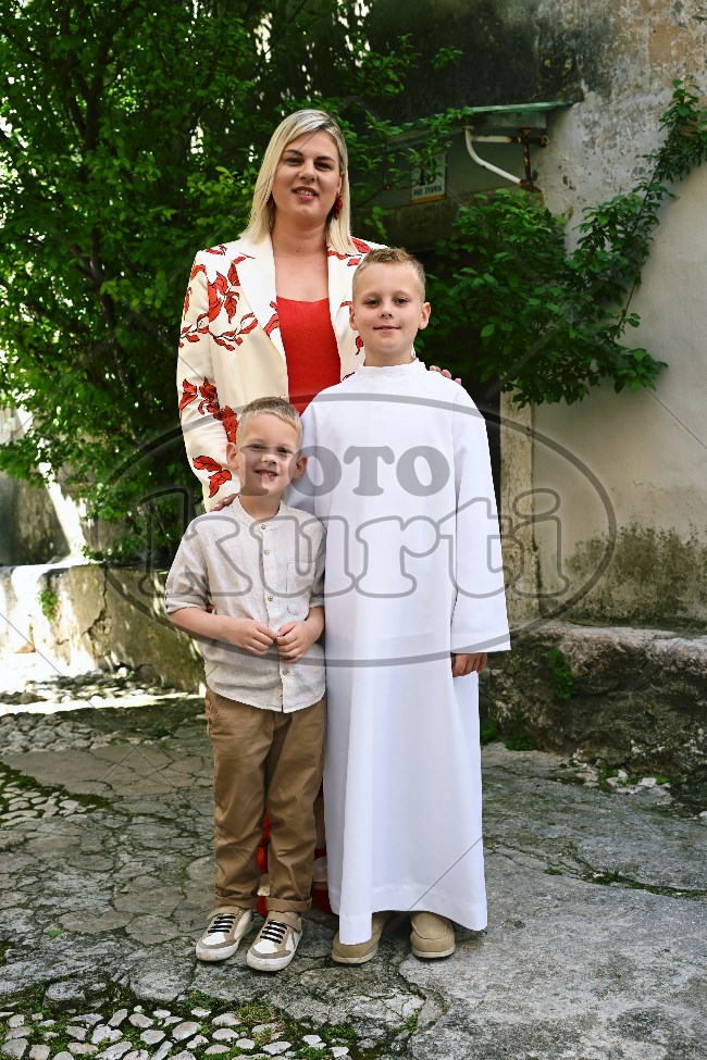 Prva Pričest Vrbnik 180 - FotoKurti