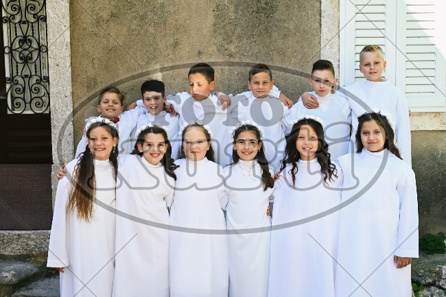 Prva Pričest Vrbnik 256 - FotoKurti