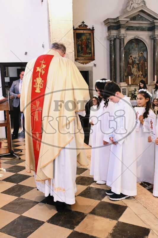 Prva Pričest Vrbnik 358 - FotoKurti