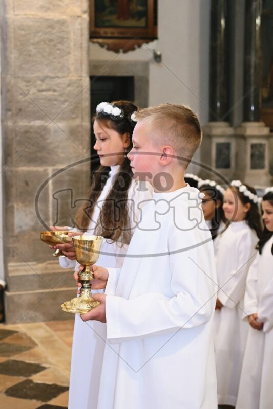 Prva Pričest Vrbnik 368 - FotoKurti