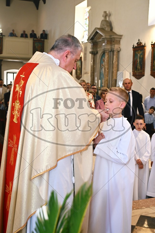 Prva Pričest Vrbnik 484 - FotoKurti