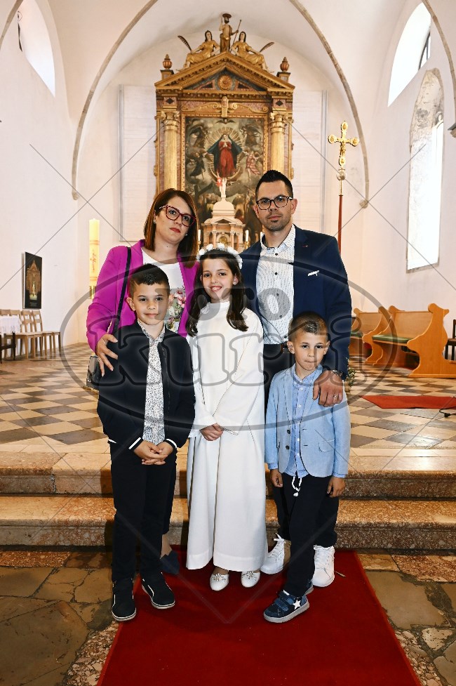 Prva Pričest Vrbnik 602 - FotoKurti