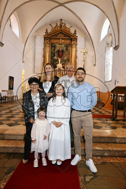 Prva Pričest Vrbnik 673 - FotoKurti