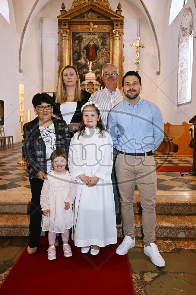 Prva Pričest Vrbnik 674 - FotoKurti