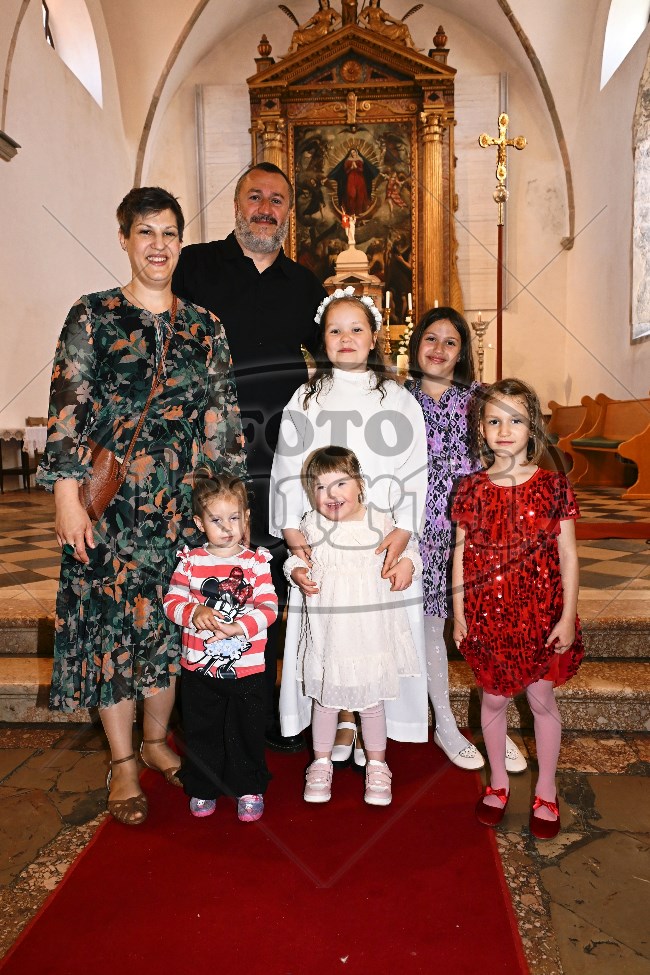 Prva Pričest Vrbnik 678 - FotoKurti