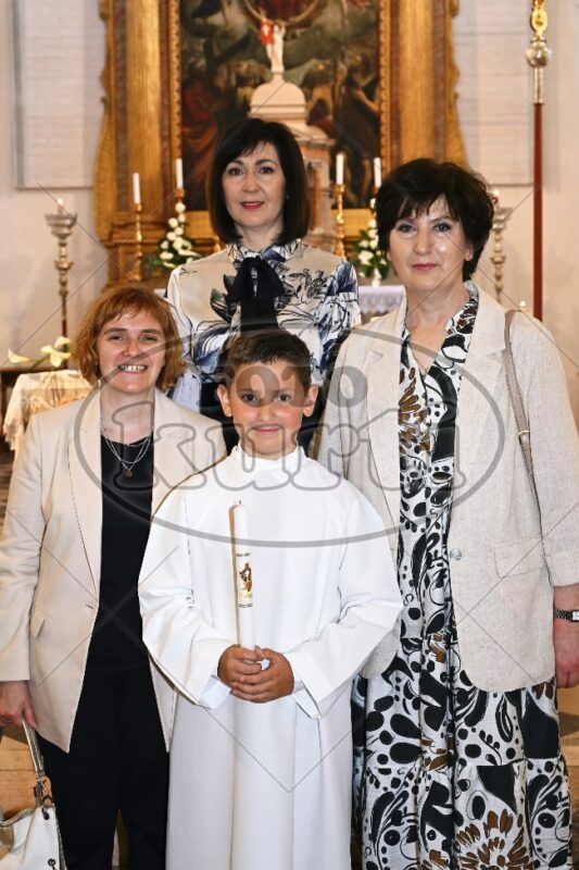 Prva Pričest Vrbnik 781 - FotoKurti