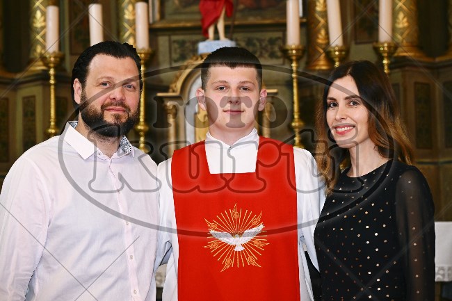 Krizma Tribalj 330 - FotoKurti