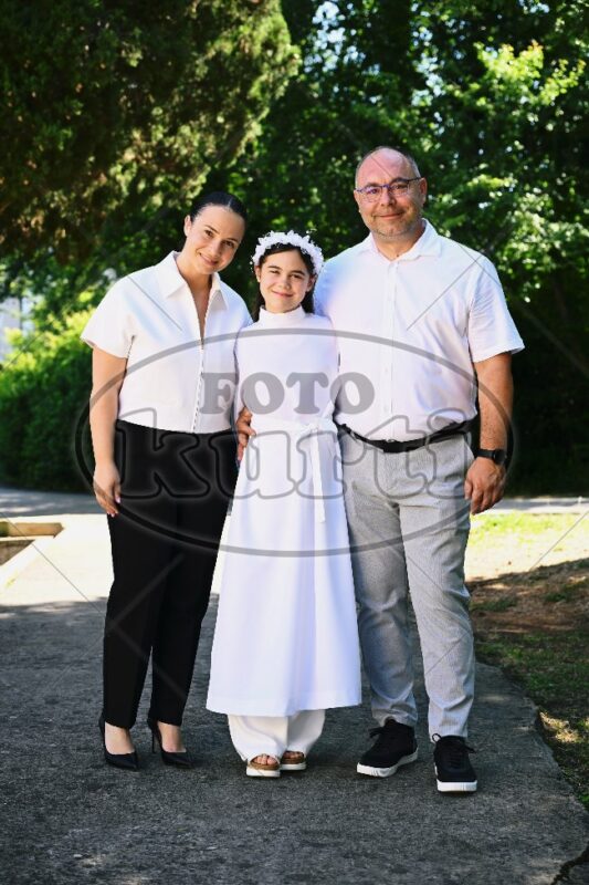 Prva Pričest Njivice 2025 56 - FotoKurti