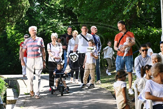 Prva Pričest Njivice 2025 144 - FotoKurti