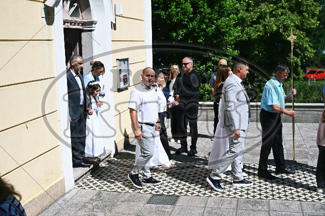 Prva Pričest Njivice 2025 148 - FotoKurti