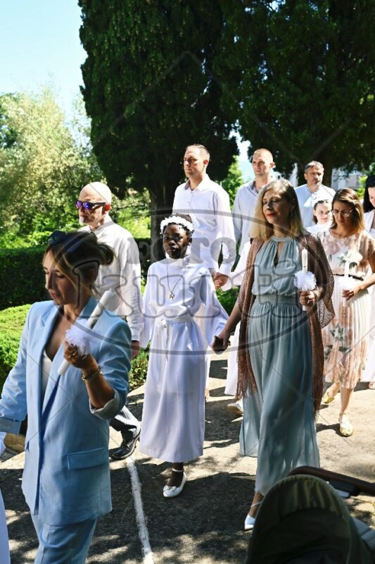 Prva Pričest Njivice 2025 171 - FotoKurti