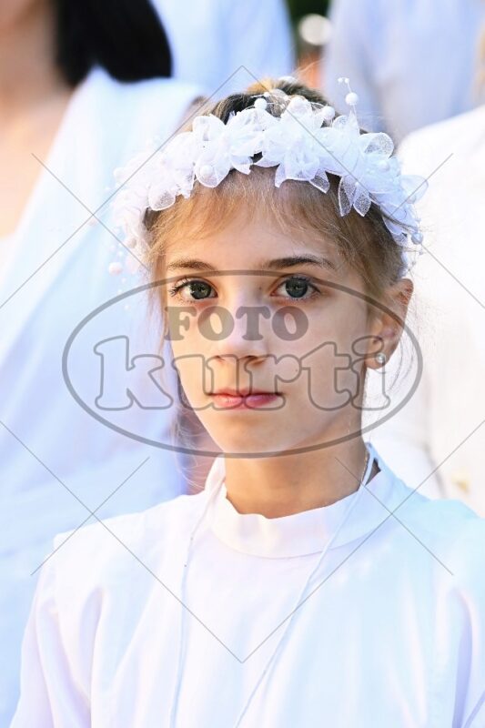 Prva Pričest Njivice 2025 189 - FotoKurti