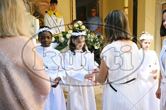 Prva Pričest Njivice 2025 283 - FotoKurti