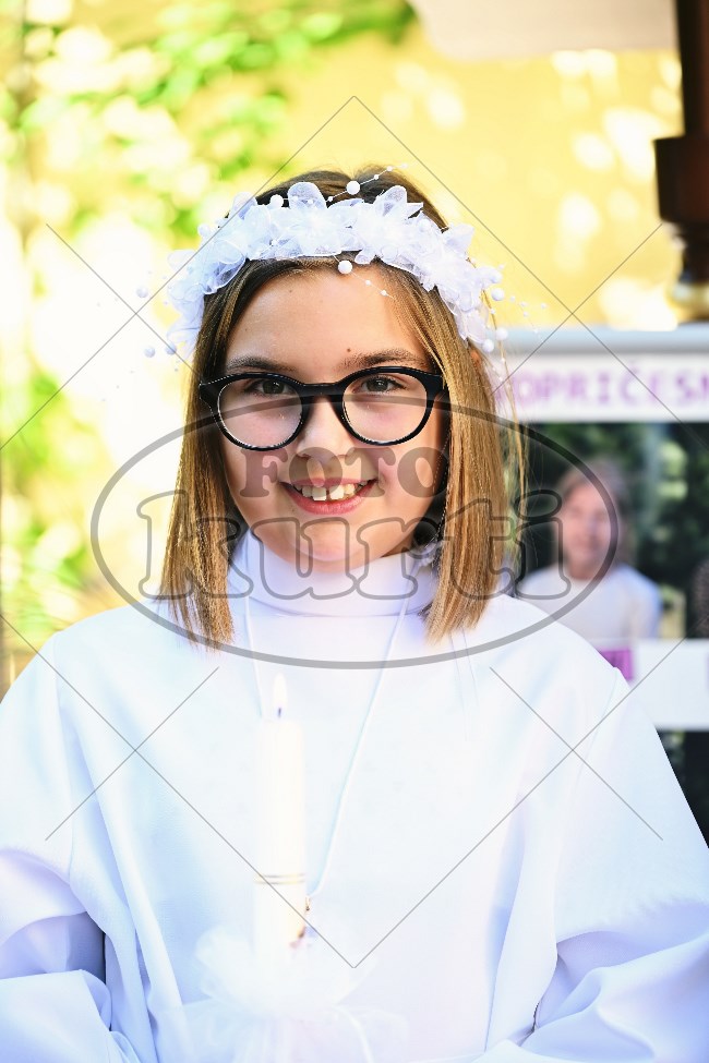 Prva Pričest Njivice 2025 288 - FotoKurti