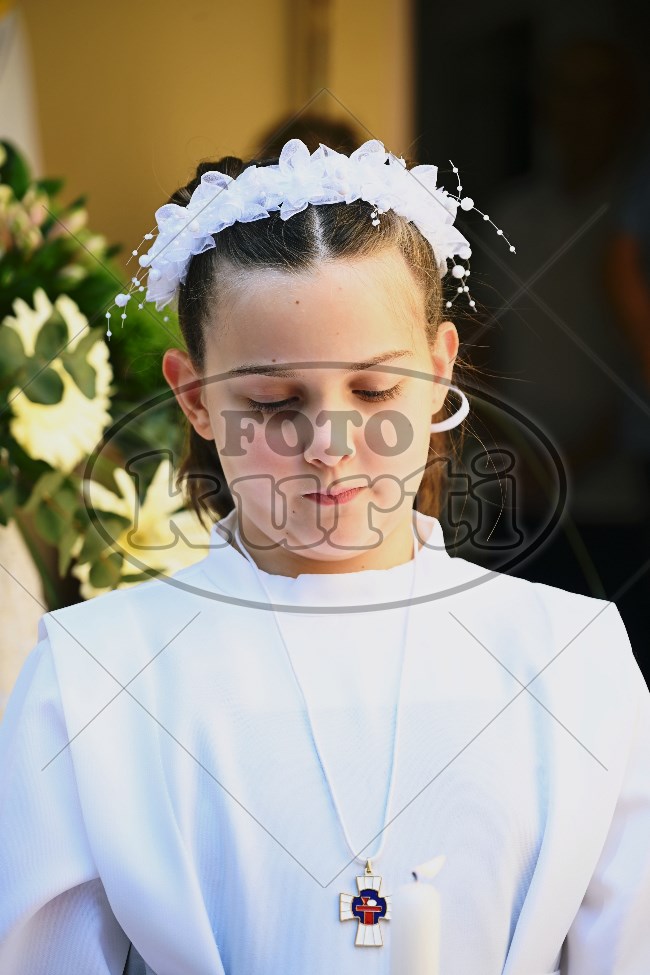 Prva Pričest Njivice 2025 298 - FotoKurti