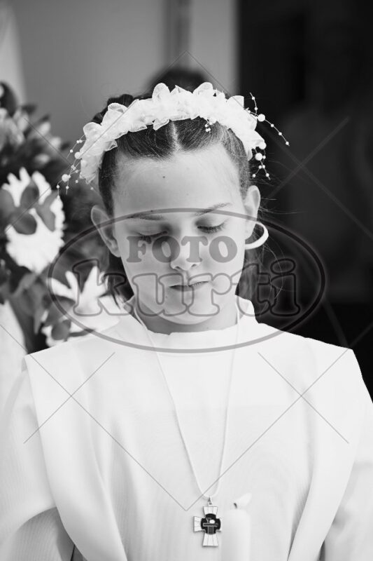 Prva Pričest Njivice 2025 299 - FotoKurti