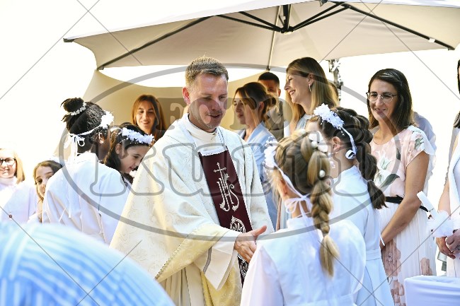 Prva Pričest Njivice 2025 327 - FotoKurti