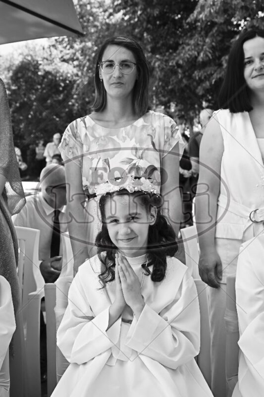 Prva Pričest Njivice 2025 387 - FotoKurti
