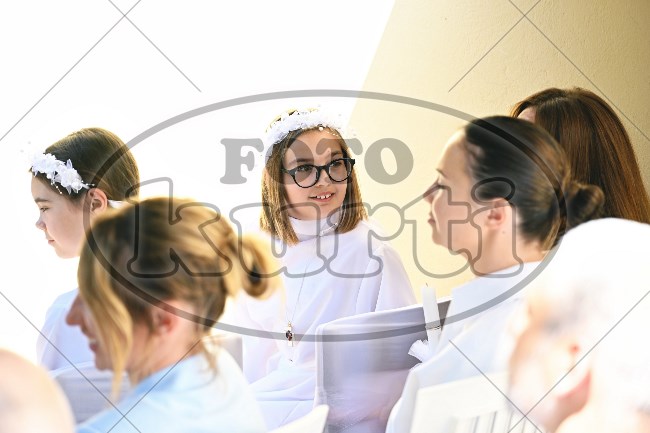Prva Pričest Njivice 2025 425 - FotoKurti