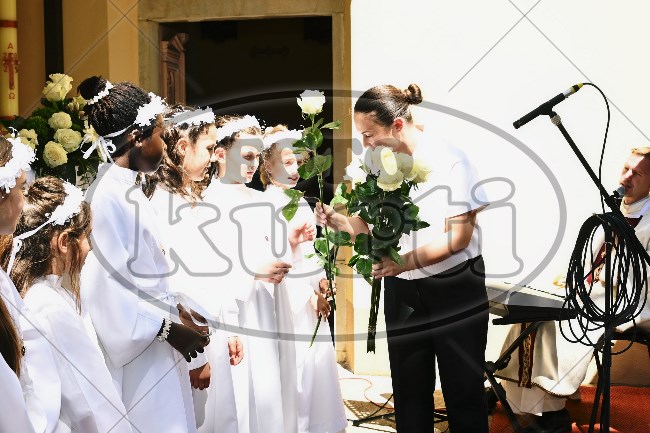 Prva Pričest Njivice 2025 471 - FotoKurti