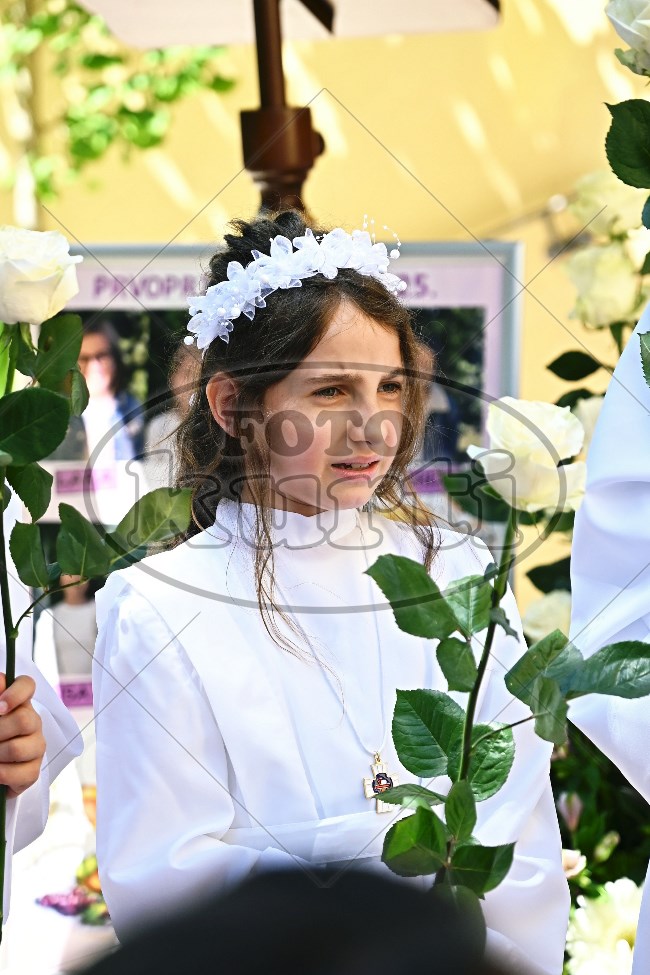 Prva Pričest Njivice 2025 491 - FotoKurti
