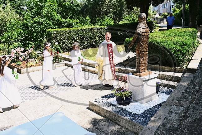 Prva Pričest Njivice 2025 492 - FotoKurti