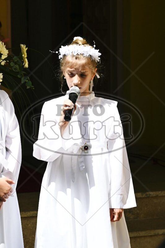 Prva Pričest Njivice 2025 515 - FotoKurti