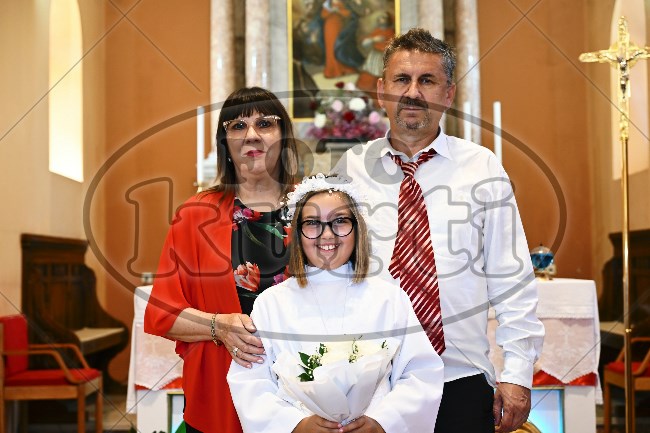 Prva Pričest Njivice 2025 596 - FotoKurti