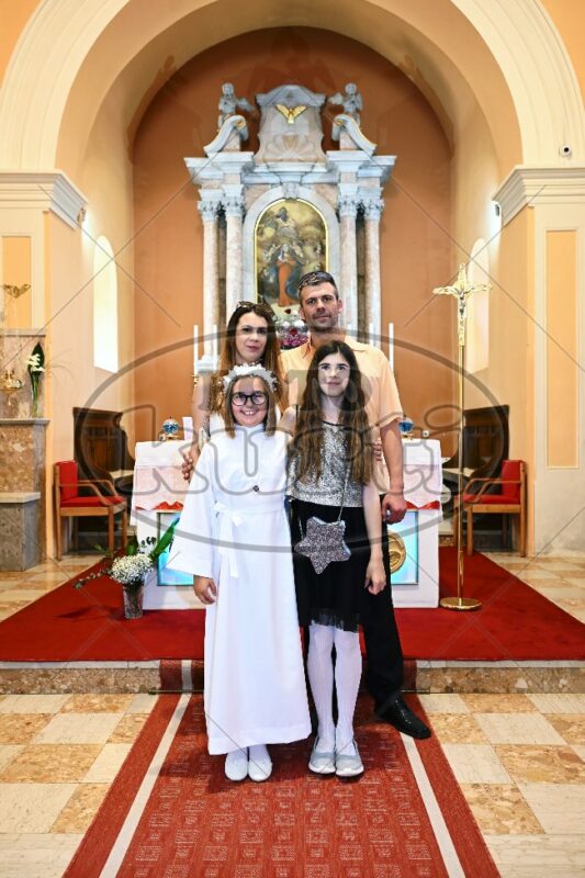 Prva Pričest Njivice 2025 636 - FotoKurti