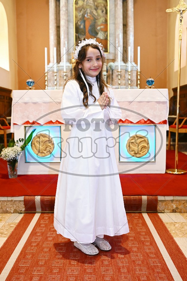 Prva Pričest Njivice 2025 641 - FotoKurti