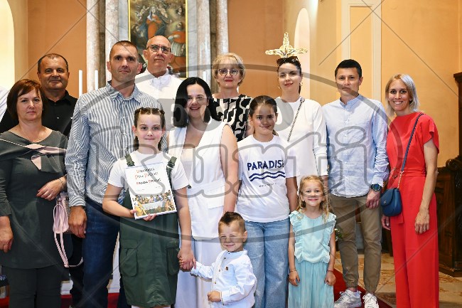 Prva Pričest Njivice 2025 662 - FotoKurti