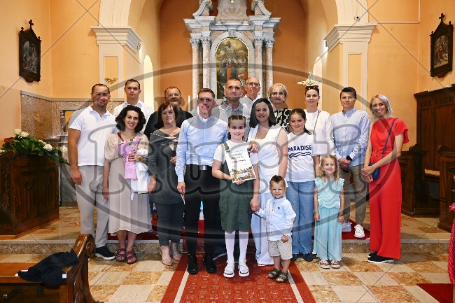 Prva Pričest Njivice 2025 663 - FotoKurti