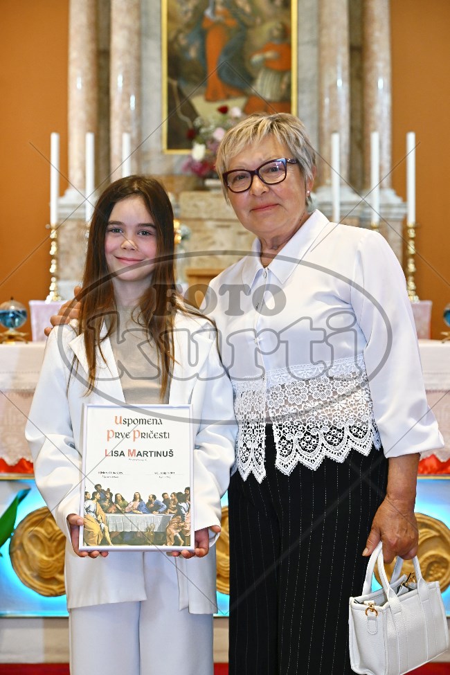 Prva Pričest Njivice 2025 679 - FotoKurti