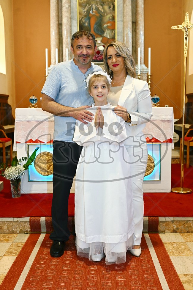 Prva Pričest Njivice 2025 695 - FotoKurti