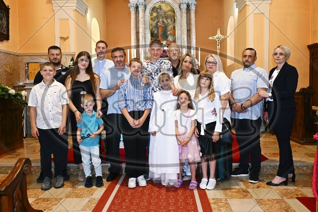 Prva Pričest Njivice 2025 706 - FotoKurti