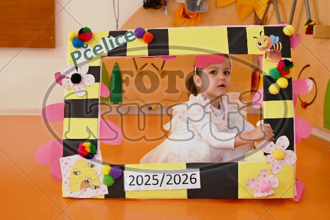 01 Pčelice 109 - FotoKurti