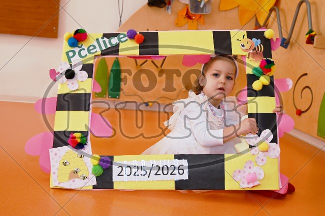 01 Pčelice 110 - FotoKurti