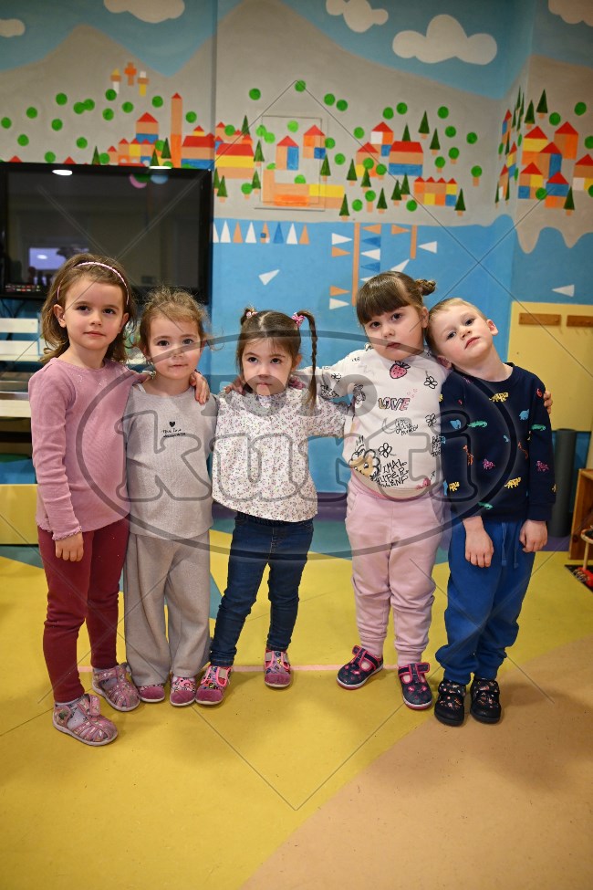 01 Pčelice 18 - FotoKurti