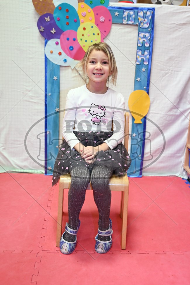 DV Vrh 143 - FotoKurti