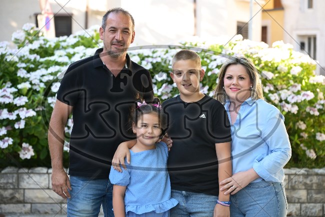 00 ZAVRŠNA PRIREDBA 90 - FotoKurti