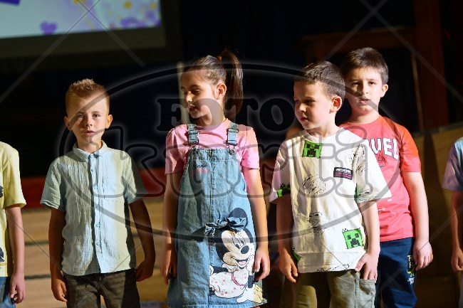 00 ZAVRŠNA PRIREDBA 370 - FotoKurti