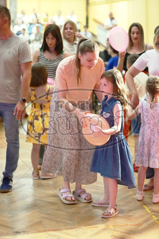 00 ZAVRŠNA PRIREDBA 404 - FotoKurti