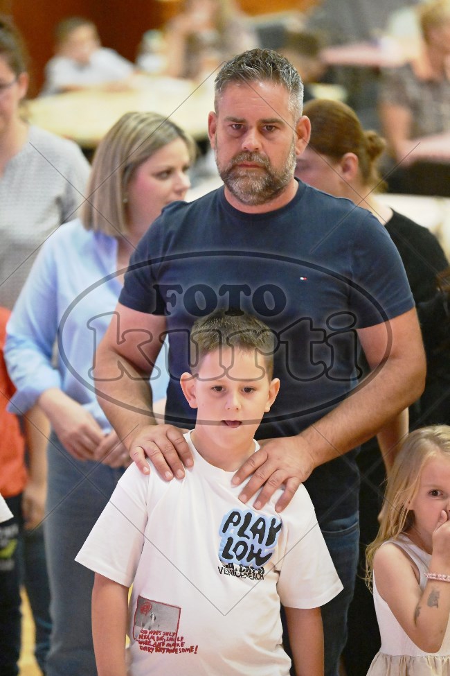 00 ZAVRŠNA PRIREDBA 425 - FotoKurti