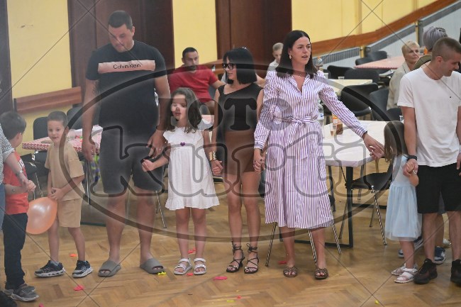 00 ZAVRŠNA PRIREDBA 705 - FotoKurti