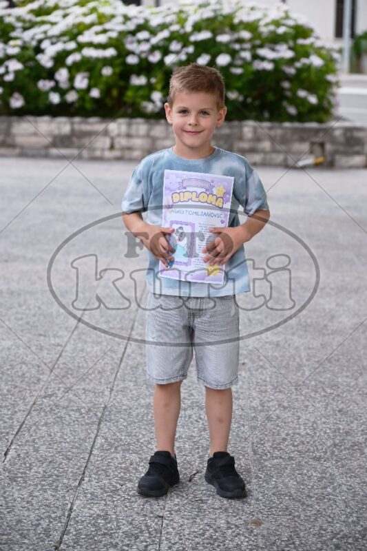 00 ZAVRŠNA PRIREDBA 815 - FotoKurti
