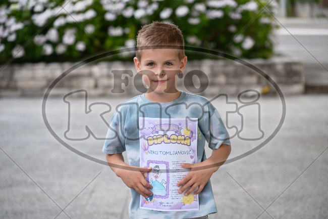 00 ZAVRŠNA PRIREDBA 818 - FotoKurti